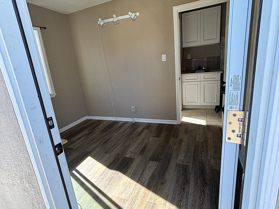 1st image of 12924 Ramsey Dr #2
