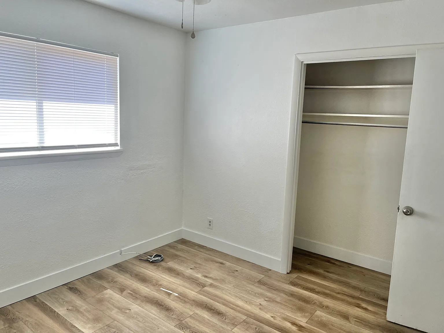 2 bed, 860 sqft, $1,375 — Photo 3