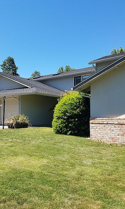 1st image of 235 Meadow Dr