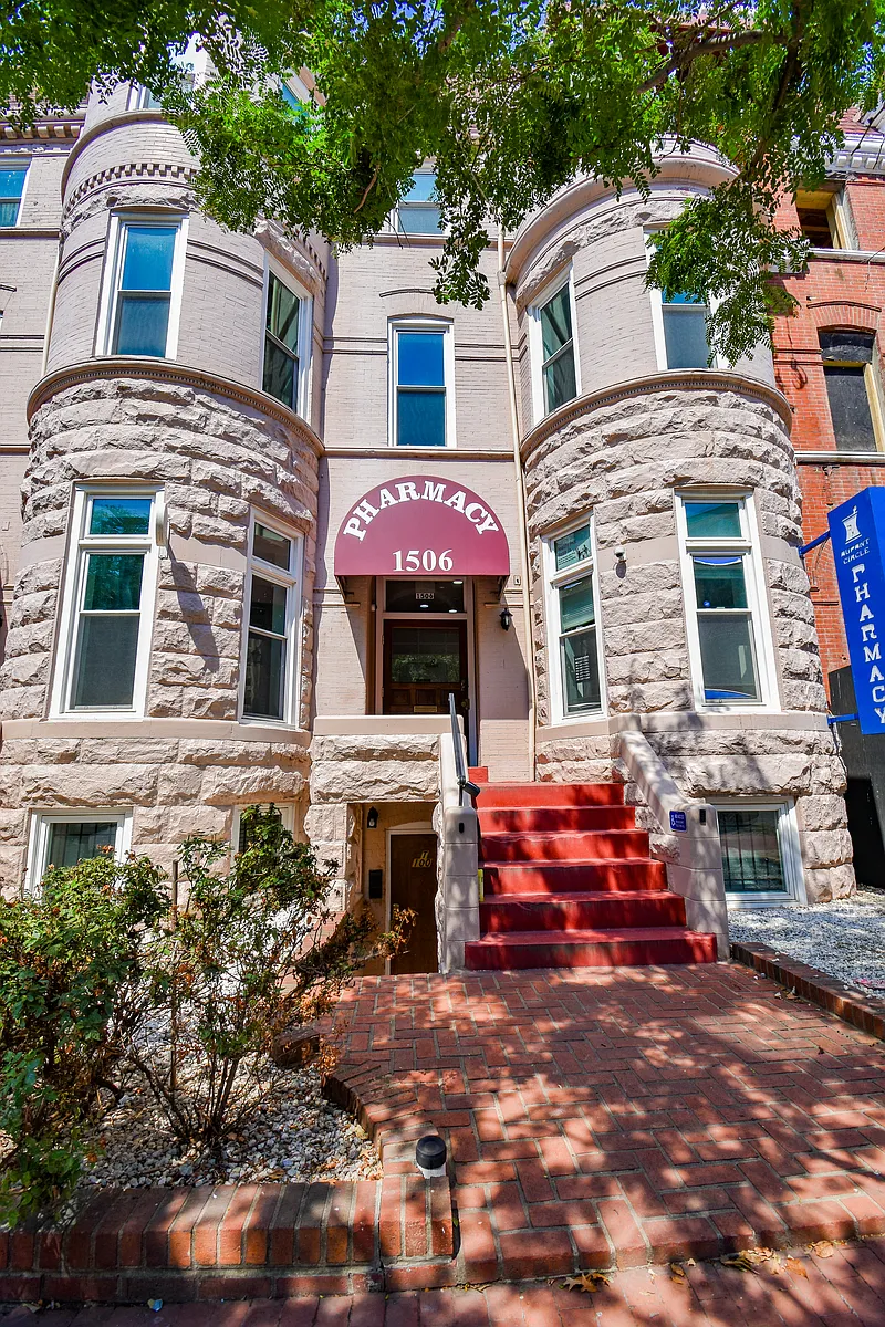 Building Photo - 1506 21st St NW #T100