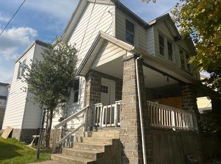 100 Harvin Rd, Upper Darby, PA 19082