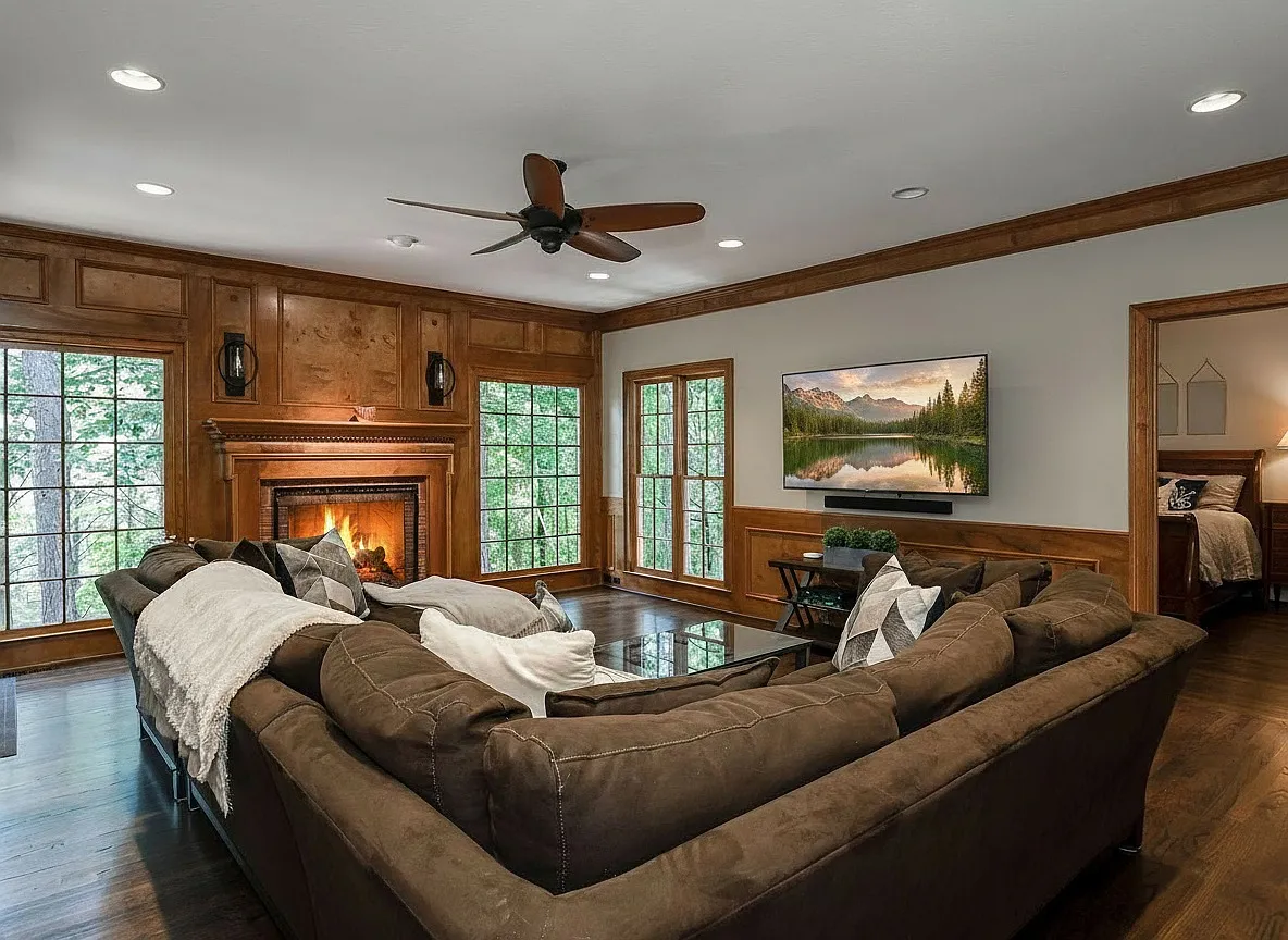 5 bed, 3172 sqft, $8,500 — Photo 1
