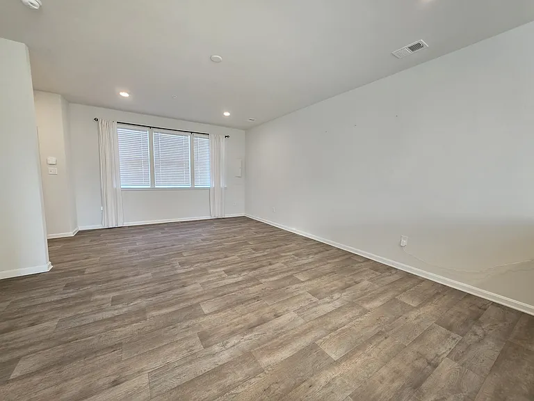 426 Creekbed Cir #1 — Photo 6