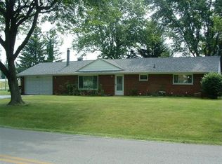 1154 Lipton Ln, Dayton, OH 45430