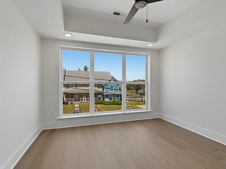 3965 Clifton Ave — Photo 17
