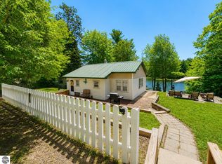 4608 Avery Dr, Traverse City, MI 49696