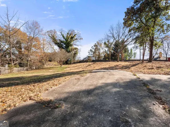 934 Etta Vesta Cir, Gainesville, GA 30501