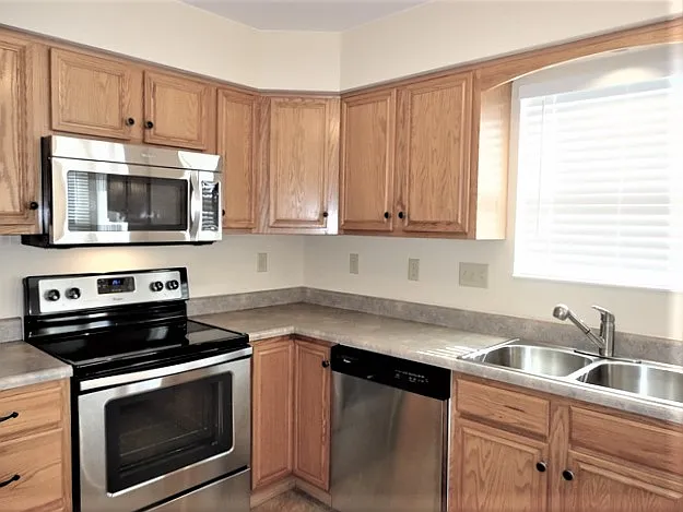 10529 Williamswoods Dr — Photo 3