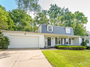 212 S Hillcrest St, Greenville, MI 48838