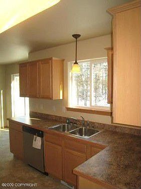 2nd image of 3551 E Naomi Ave