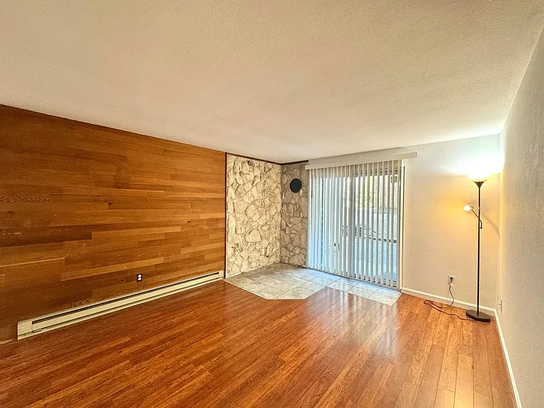 14556 NE 31st St #G103 — Photo 7