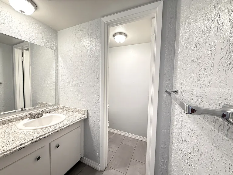 4800 N Stanton St #183-1 — Photo 24