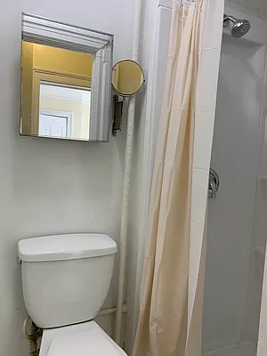 Rented by Douglas Elliman | media 19