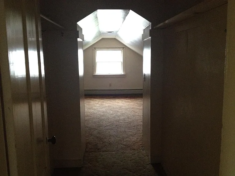 246 S Windsor St #2 — Photo 19
