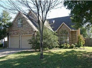 1915 S Gardenia Pl, Broken Arrow, OK 74012