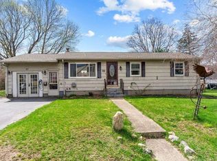 27 Field Ave, West Warwick, RI 02893