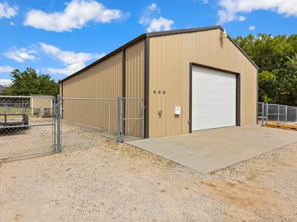 409 Sweetbough St, Jones, OK 73049