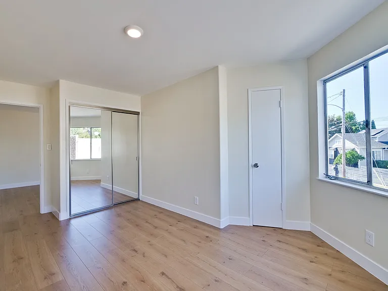 2908 Birdsall Ave #2908 — Photo 29