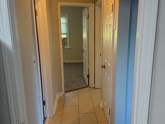 4th image of 901 Mount Pleasant Rd #903