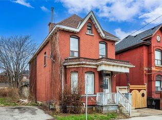 249 Wentworth St N, Hamilton, ON