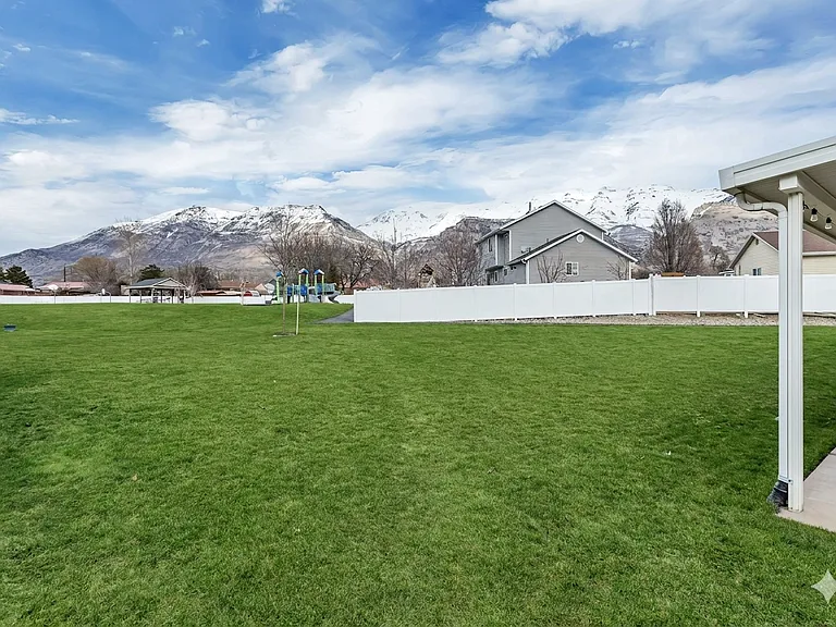 865 S Apple Grove Ln — Photo 20