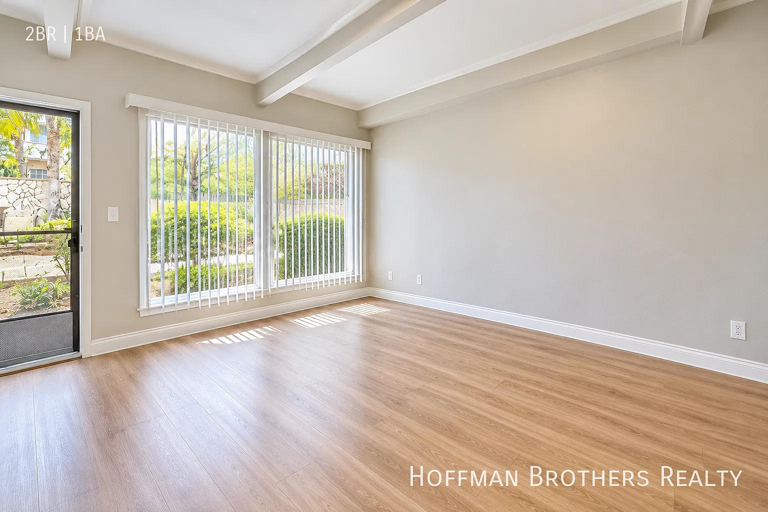 ~1 Month Free!~ Spacious 2 Bedroom With Updated Bath, Natural Light & Easy Transit Access ~ Near ... — Photo 1