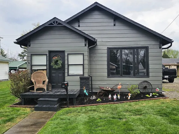 1316 N Park Ave, Herrin, IL 62948