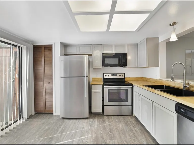 12132 Pepperdine Pl — Photo 7