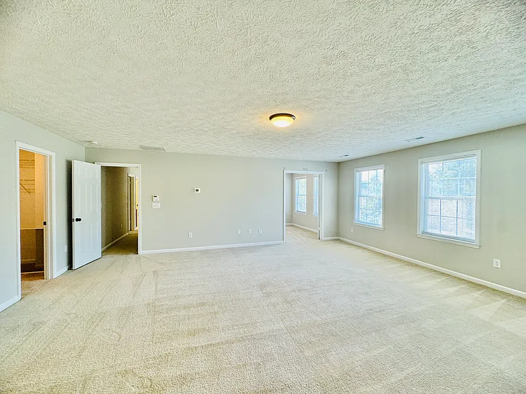 52 Lightfoot Dr — Photo 18
