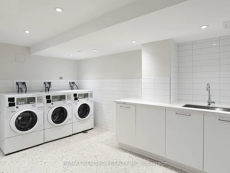 485 Huron St #406 — Photo 27
