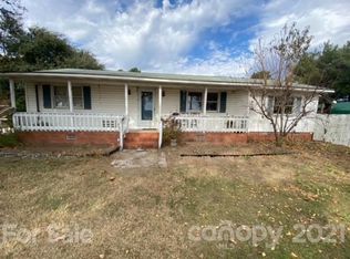 653 Crawford Rd, Ellerbe, NC 28338