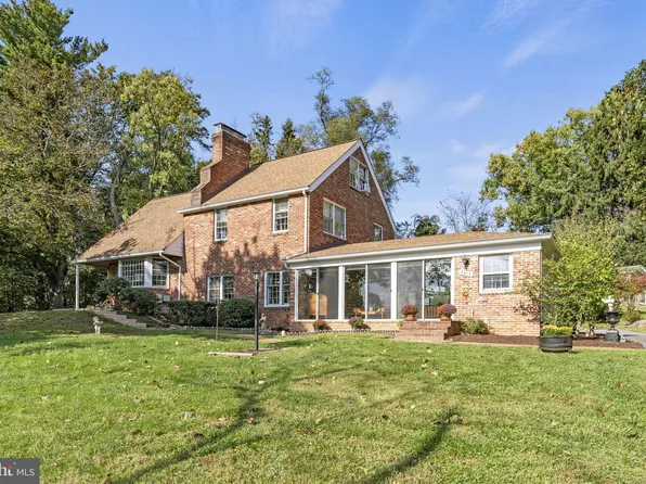 3615 King William Dr, Olney, MD 20832