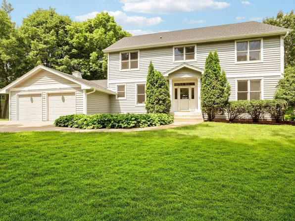 4200 N Ln, Excelsior, MN 55331