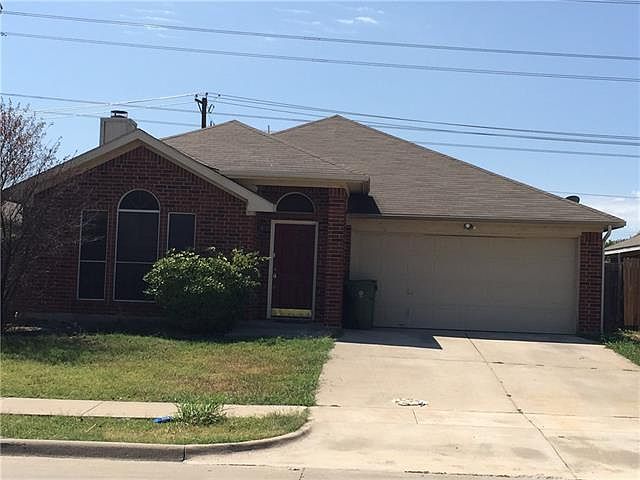 1st image of 802 W Colony Dr