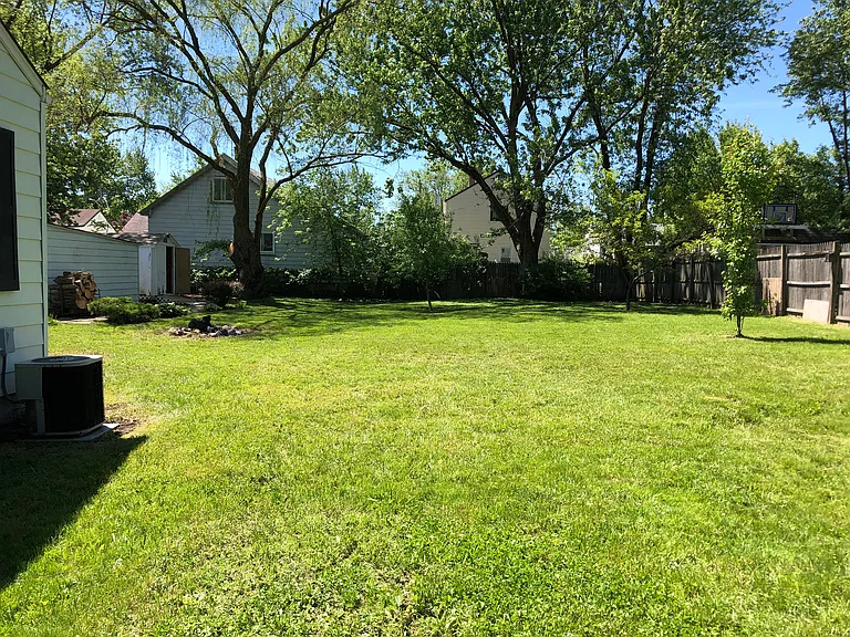 13603 Kirton Ave — Photo 33