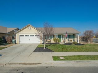 1532 Spyglass Dr, Lemoore, CA 93245