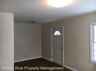 524 E 3rd Ave, Hutchinson, KS 67501