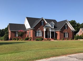 101 Hardwood Dr, Mount Olive, NC 28365