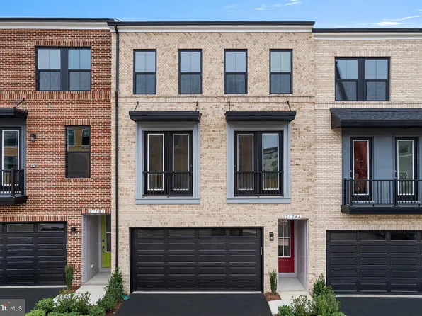 21744 Charing Cross Ter, Ashburn, VA 20148