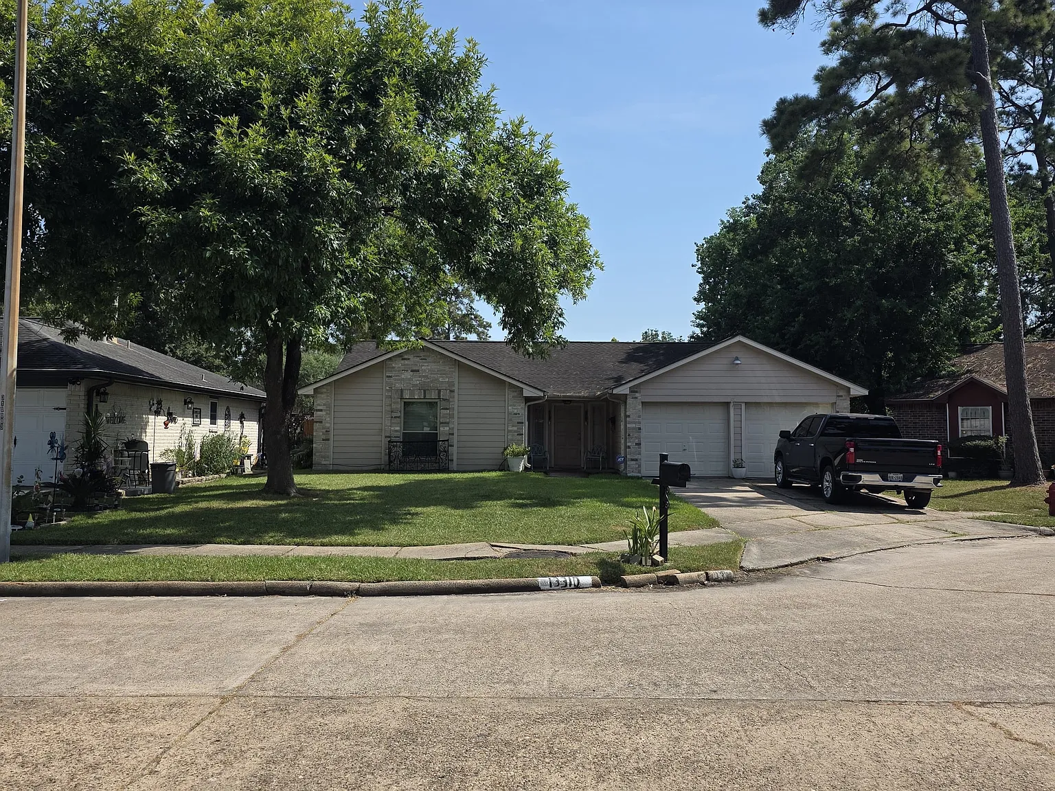 4 bed, 1520 sqft, $1,800 — Photo 1