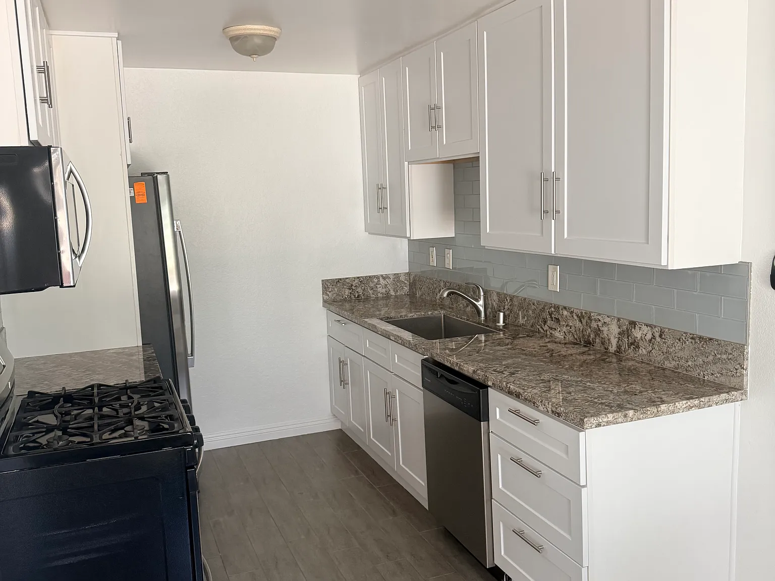 1 bed, 780 sqft, $2,600 — Photo 2