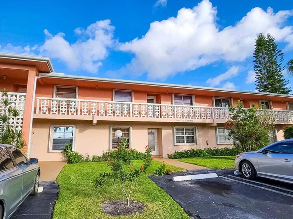 1621 NW 18th Avenue #202, Delray Beach, FL 33445