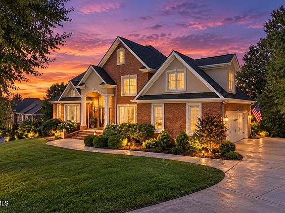 3rd image of 161 Golf Ridge Dr