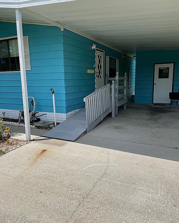 1st image of 7887 W Fostoria Dr