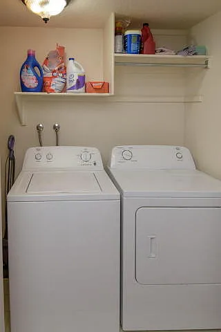 1015 S River Rd #44 — Photo 35