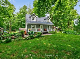 6 Bayside Rd, Tiny, ON L9M0H8