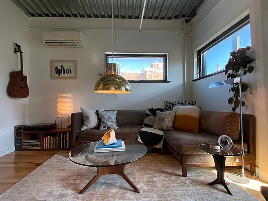 Rented by Dream Space Realty | media 24