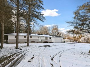 7836 Mida Dr, Van Buren Township, MI 48111
