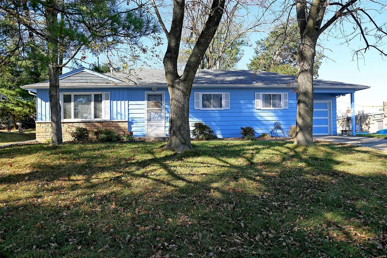 1043 Nana Ln photo 1