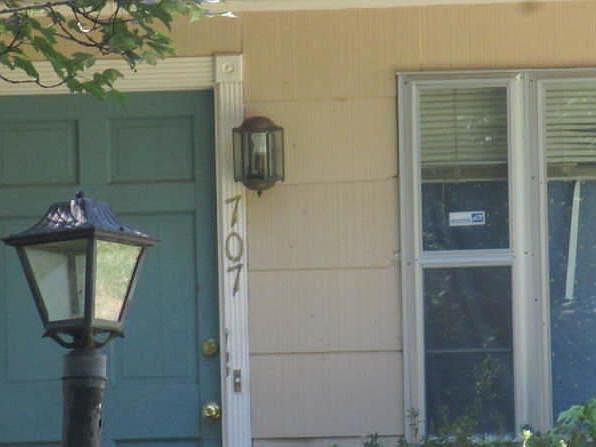 2nd image of 1431 Palmyra St